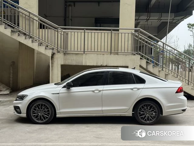 Volkswagen Lamando 2021 Белый из Китая, фото 3