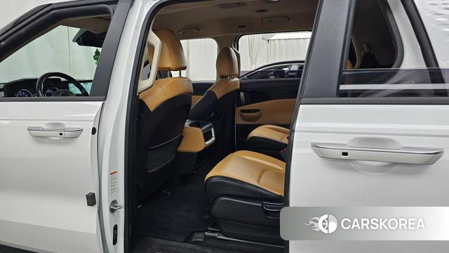 Kia Carnival 4th generation 2022 Белый из Кореи, фото 3