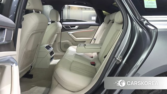 Audi A6 (C8) 2021 Серый из Кореи, фото 3