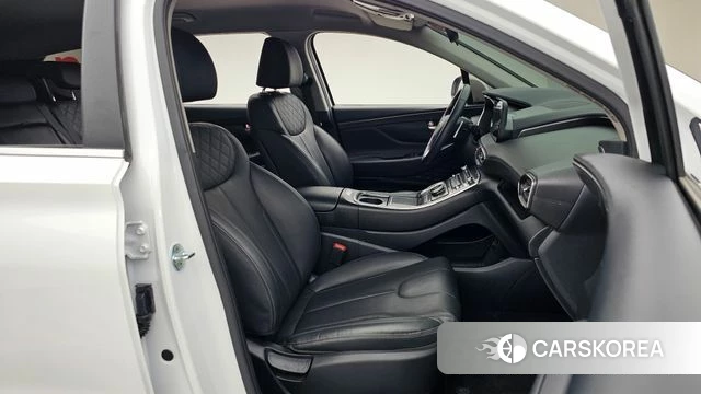 Hyundai The New Santa Fe 2022 Белый из Кореи, фото 3