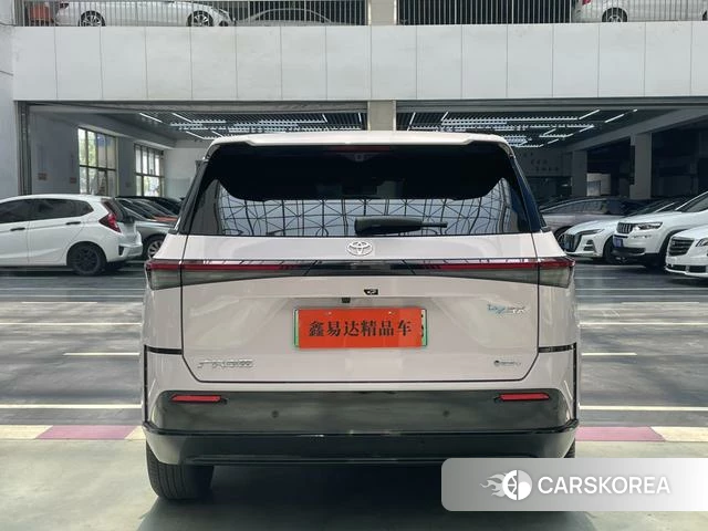 Toyota bZ3X 2025 Другой из Китая, фото 3