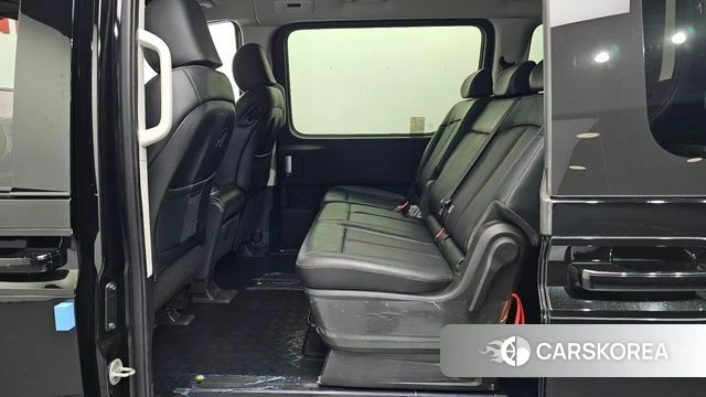 Hyundai Staria 2022 Черный из Кореи, фото 3