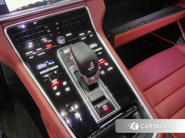 Porsche Panamera (971) 2019 Черный из Кореи, фото 3