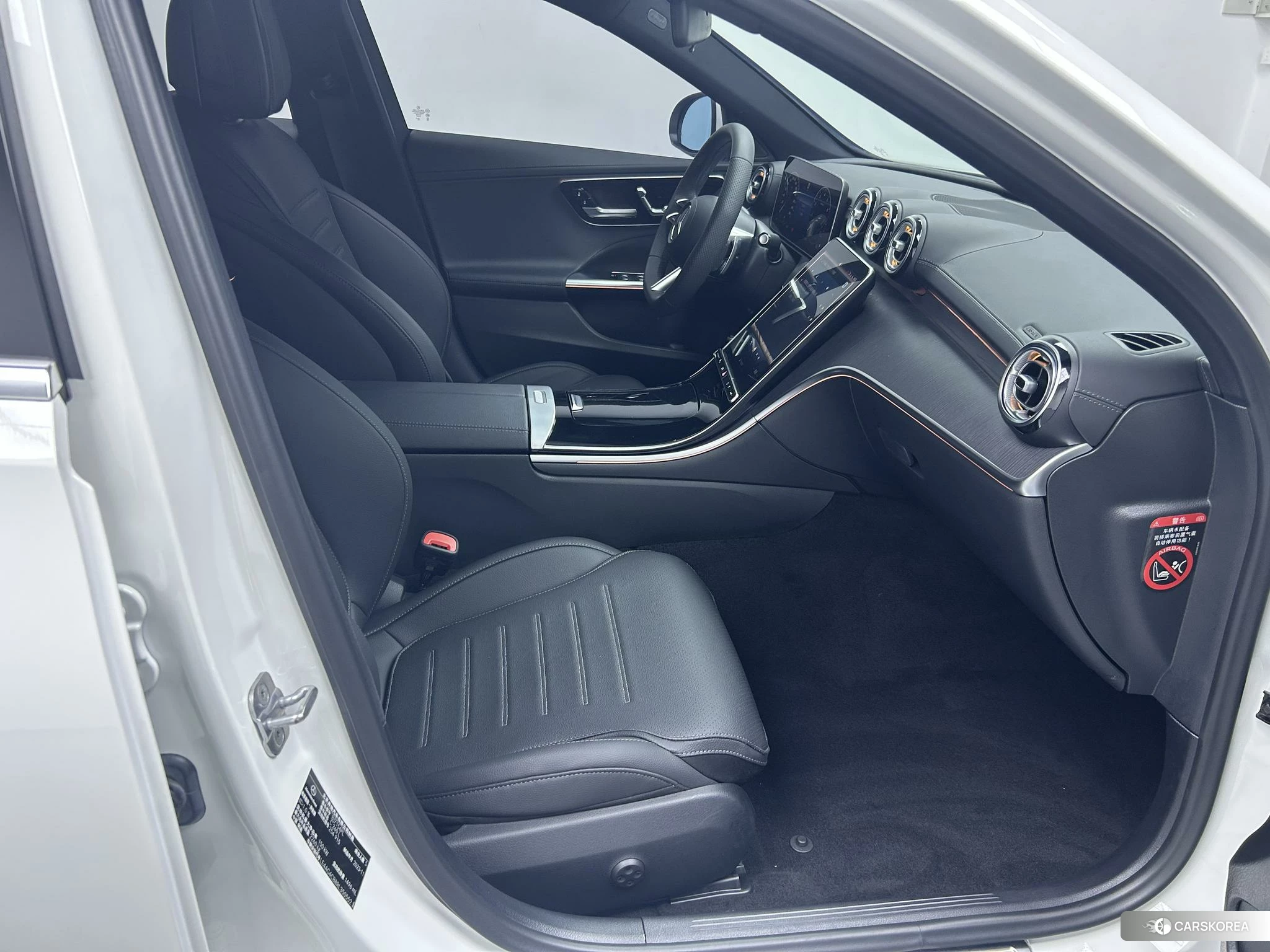 Mercedes-Benz C-class 2023 Белый из Китая, фото 3