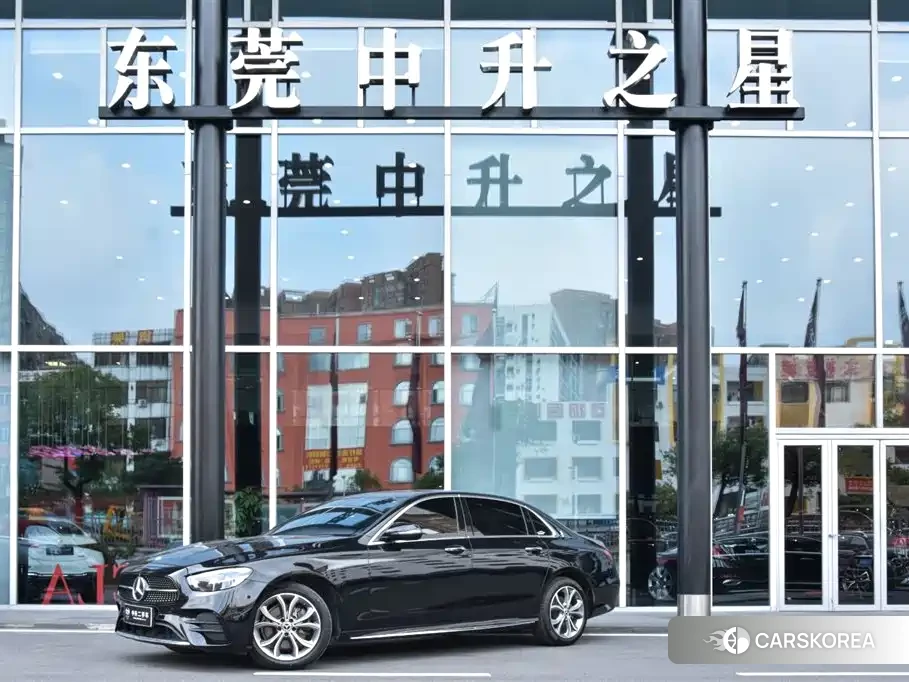 Mercedes-Benz E-Class 2022 Черный из Китая, фото 3