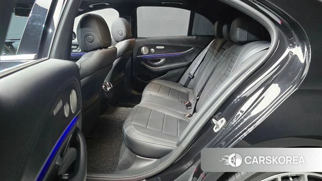 Mercedes-Benz E-Class W213 2022 Черный из Кореи, фото 3