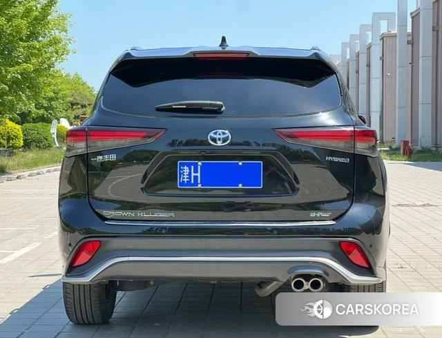 Toyota Crown 2024 Черный из Китая, фото 3