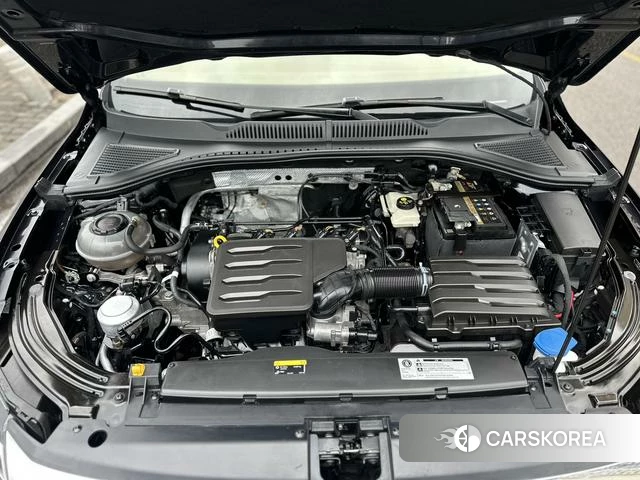 BMW 5 series 2023 Черный из Китая, фото 3