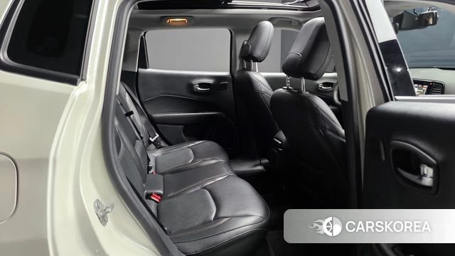 Jeep Compass 2nd Generation 2018 Белый из Кореи, фото 3