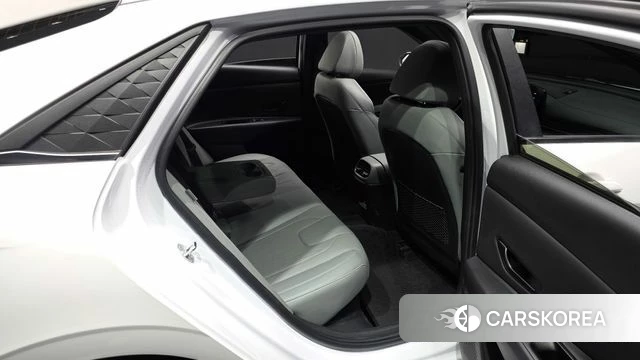 Hyundai The New Avante Hybrid (CN7) 2024 Белый из Кореи, фото 3