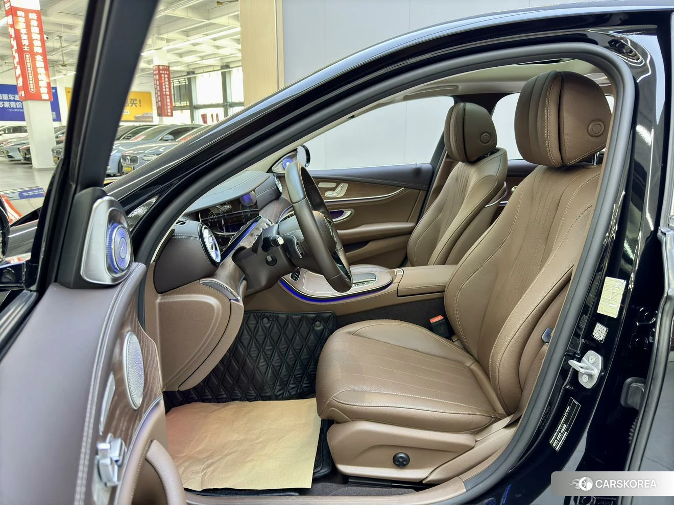 Mercedes-Benz E-Class 2023 Черный из Китая, фото 3
