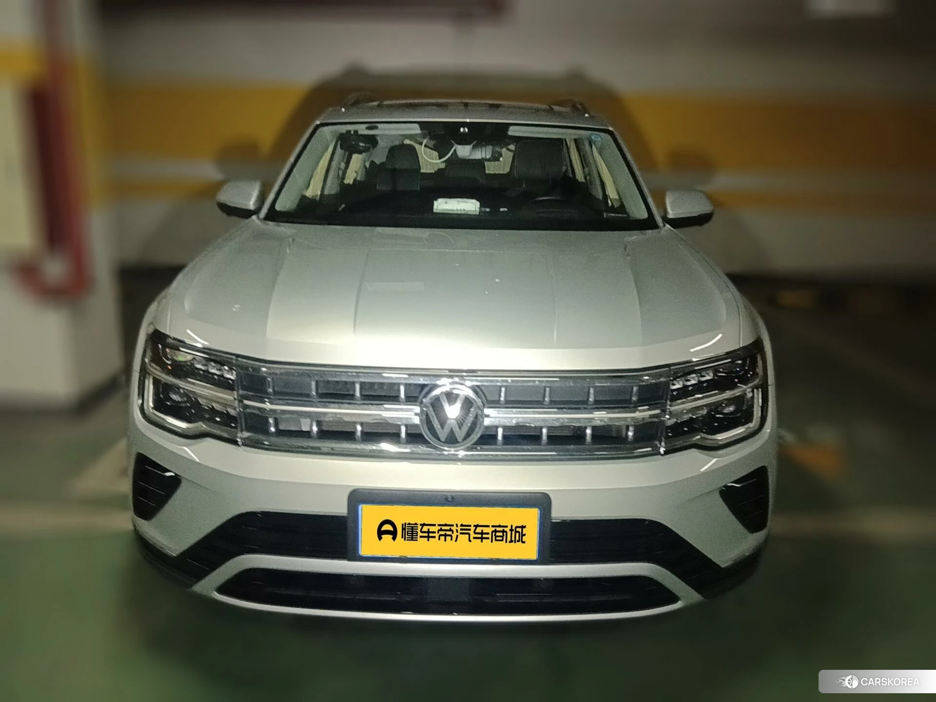 Volkswagen Teramont 2022 Серебристо-серый из Китая, фото 3