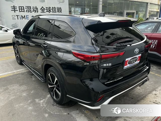 Toyota Crown 2021 Черный из Китая, фото 3