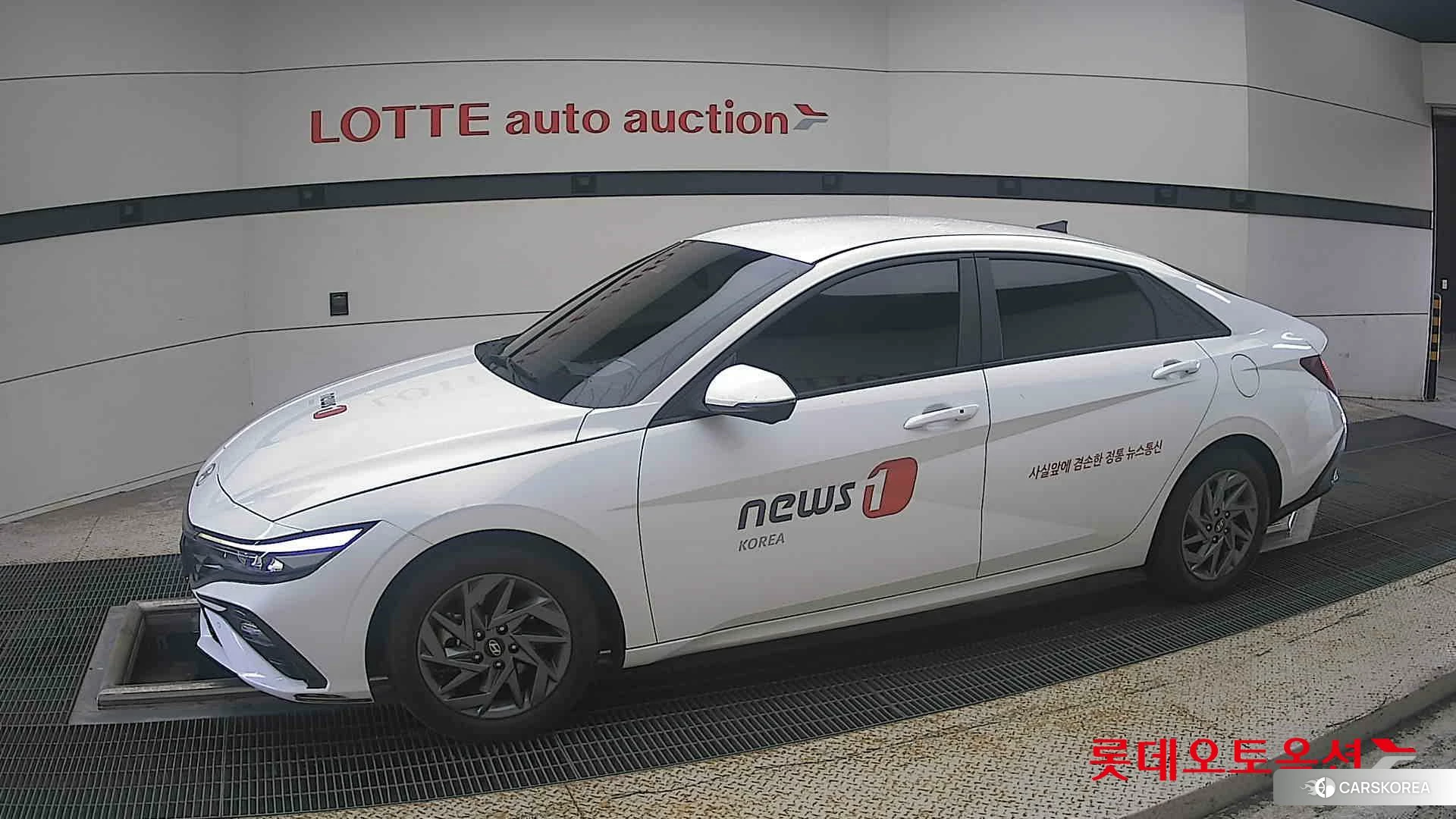 Hyundai Avante 2024 Atlas White из Кореи, фото 3