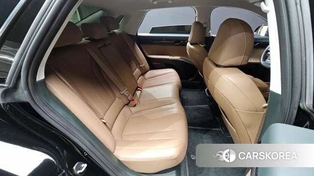 Hyundai Grandeur Hybrid (GN7) 2023 Черный из Кореи, фото 3