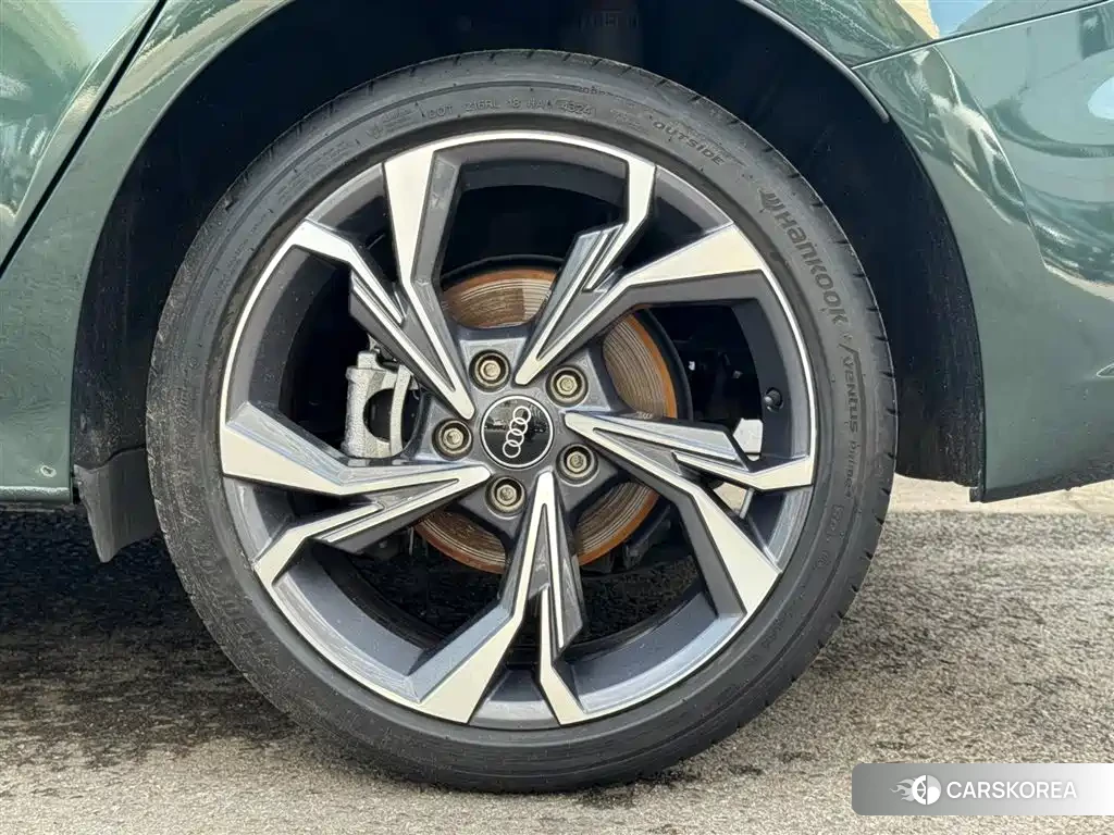 Audi A3 2025 Зеленый из Китая, фото 3