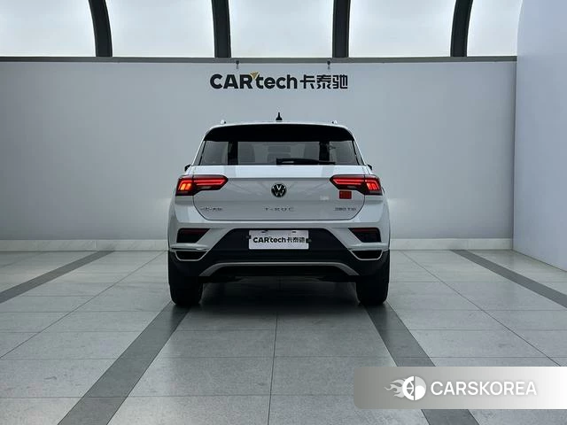Volkswagen T-Roc 2021 Белый из Китая, фото 3