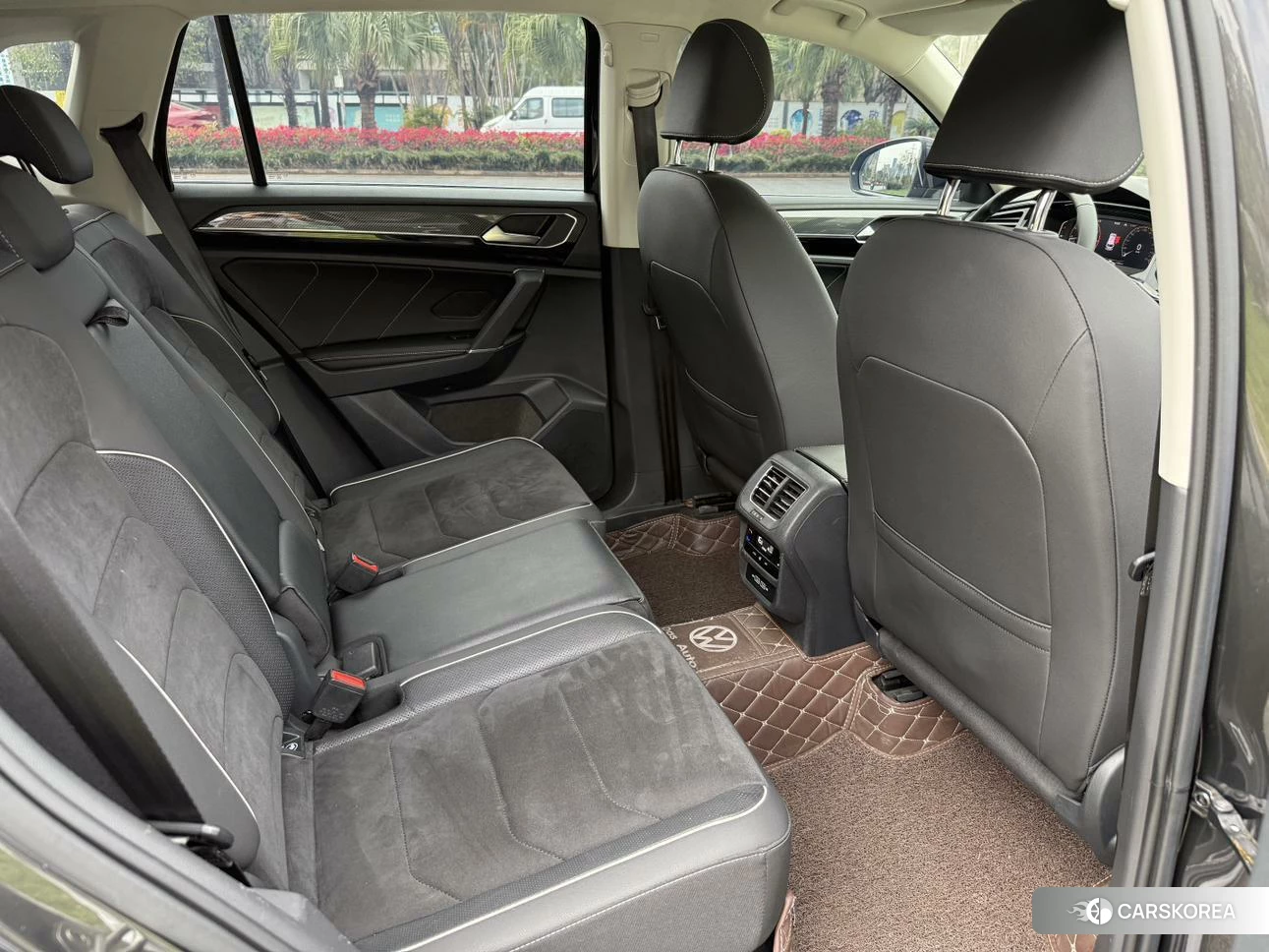Volkswagen Tayron 2021 Черный из Китая, фото 3