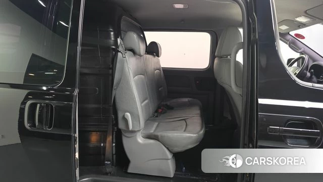 Hyundai The New Grand Starex 2019 Черный из Кореи, фото 3