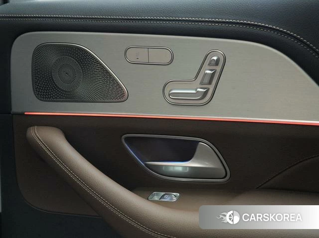 Mercedes-Benz GLE 2023 Черный из Китая, фото 3