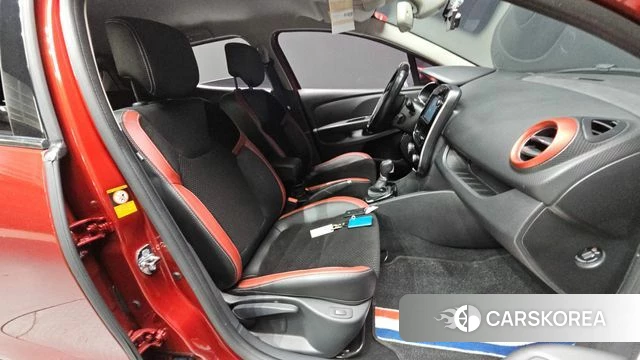 Renault Korea (Samsung) Clio 2018 Красный из Кореи, фото 3
