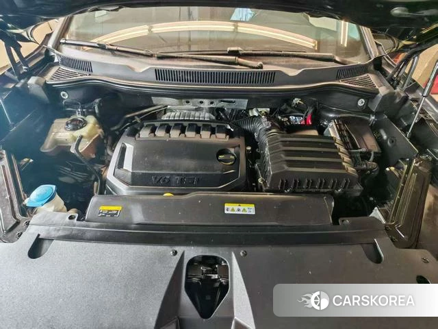 Volkswagen Talagon 2023 Черный из Китая, фото 3