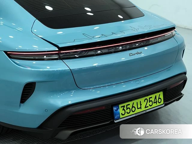 Porsche Taycan id 4974661 из Кореи 3