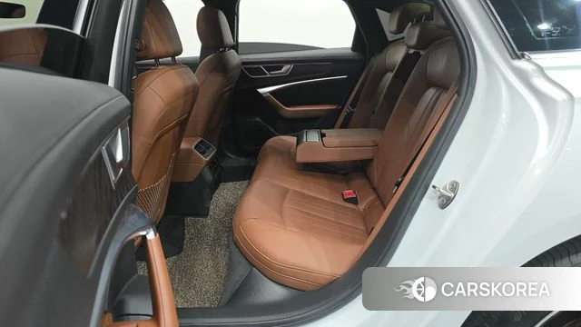 Audi A6 (C8) 2022 Белый из Кореи, фото 3