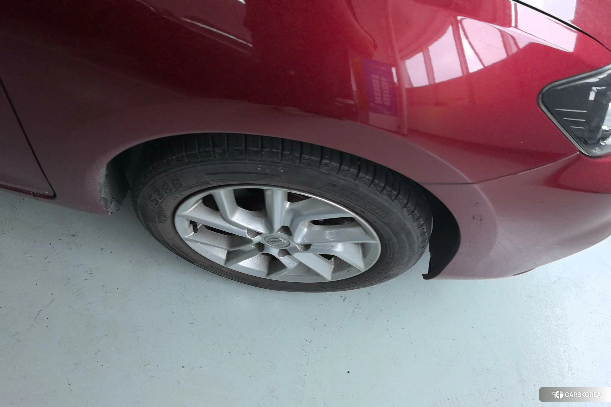Nissan Tiida 2020 Красный из Китая, фото 3