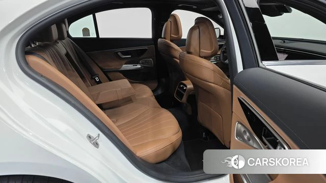 Mercedes-Benz E-Class W214 2026 Белый из Кореи, фото 3