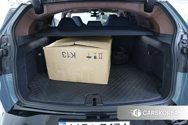 BMW XM (G09) 2023 Небесно-голубой из Кореи, фото 3