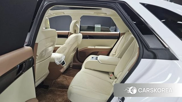 Hyundai Grandeur Hybrid (GN7) 2024 Белый из Кореи, фото 3
