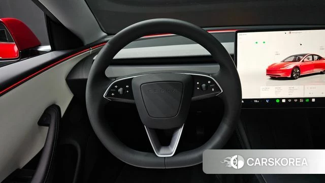 Tesla Model 3 2024 Красный из Кореи, фото 3
