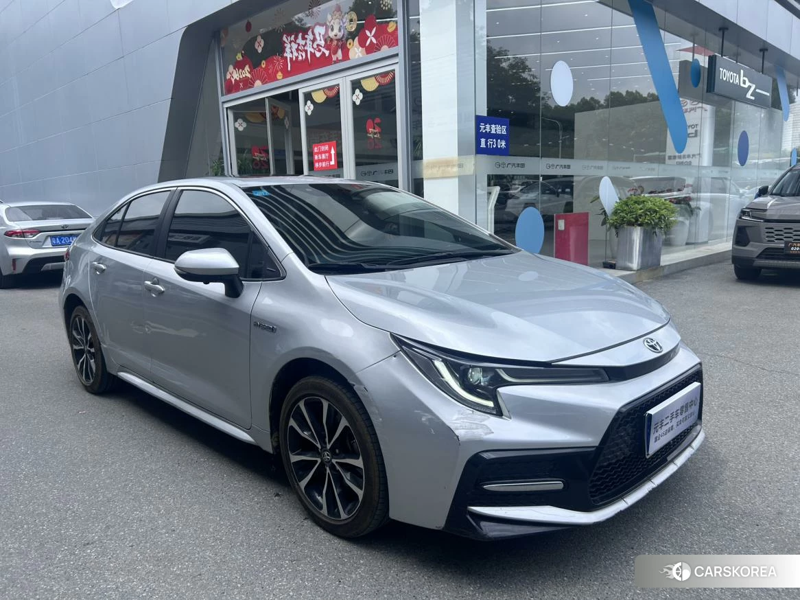 Toyota Levin 2020 Серебристо-серый из Китая, фото 3