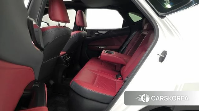 Lexus NX350h Second generation 2025 Белый из Кореи, фото 3