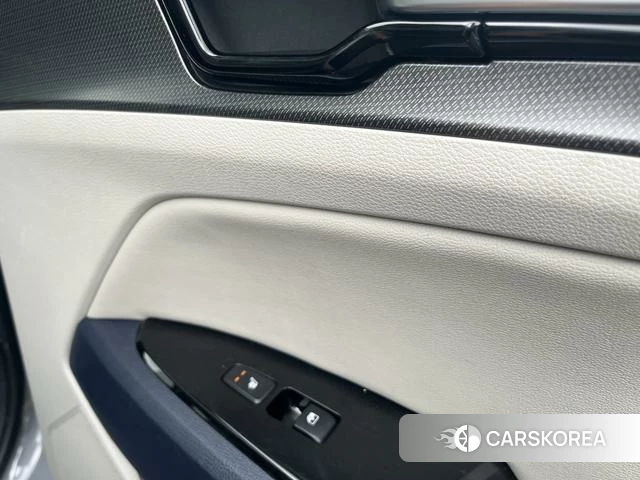 Kia Sportage 2023 Темно-серый из Китая, фото 3