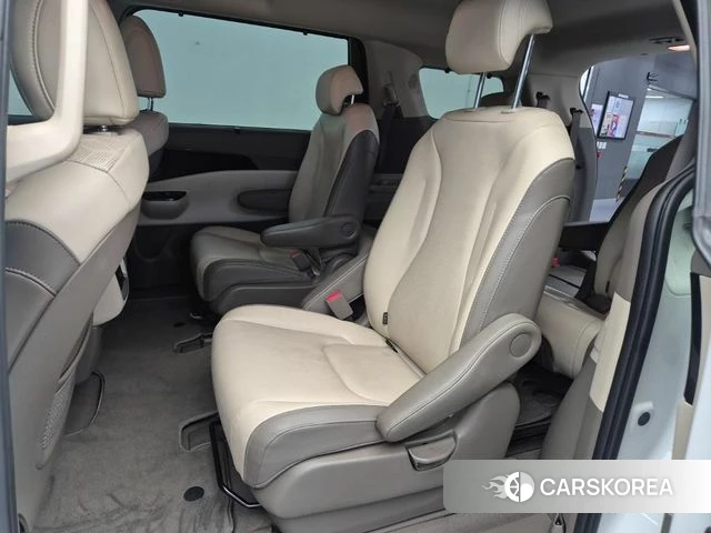 Kia Carnival 4th generation 2022 Белый из Кореи, фото 3