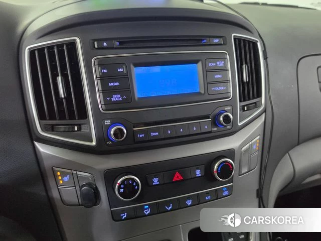 Hyundai The New Grand Starex 2021 Серебристо-серый из Кореи, фото 3