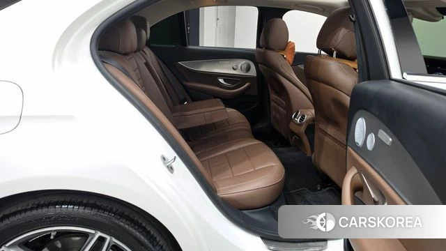 Mercedes-Benz E-Class W213 2019 Белый из Кореи, фото 3