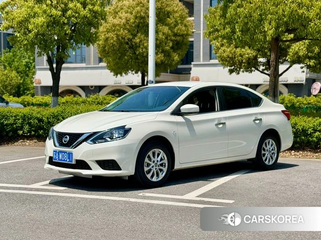 Nissan Sylphy 2024 Белый из Китая, фото 3