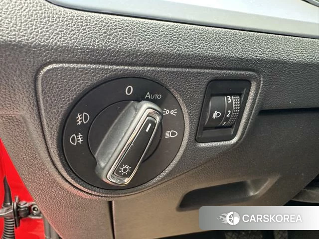 Volkswagen Lamando 2022 Красный из Китая, фото 3