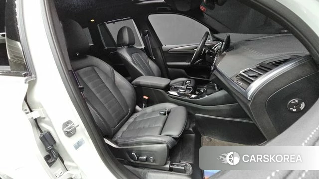 BMW X3 (G01) 2024 Белый из Кореи, фото 3