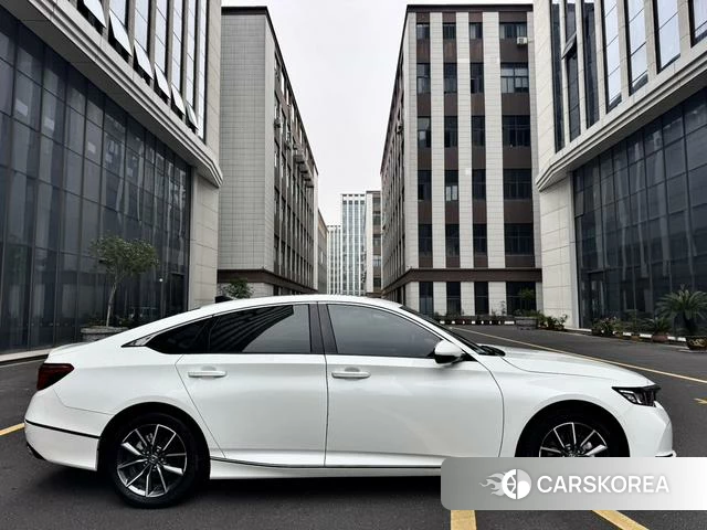 Honda Inspire 2023 Белый из Китая, фото 3