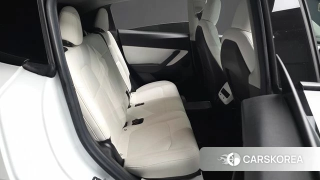 Tesla Model Y 2021 Белый из Кореи, фото 3