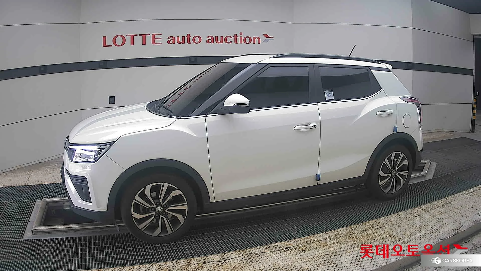 SsangYong Tivoli 2021 Grand White из Кореи, фото 3