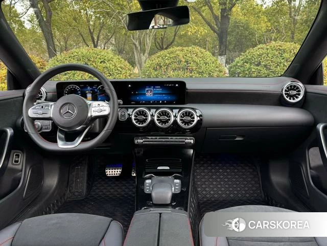 Mercedes-Benz CLA 2023 Белый из Китая, фото 3