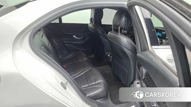Mercedes-Benz C-Class W205 2019 Белый из Кореи, фото 3