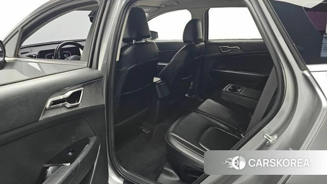 Kia Sportage 5th Generation 2021 Серебристо-серый из Кореи, фото 3