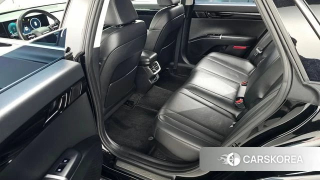 Hyundai Grandeur Hybrid (GN7) 2023 Черный из Кореи, фото 3