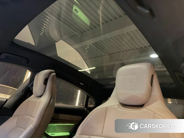 Porsche Taycan 2023 Белый из Кореи, фото 3